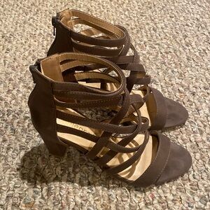 Taupe strappy heels size 7